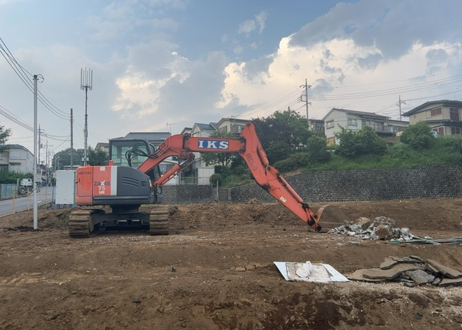 人が暮らすうえで日光は大切な要素となります。日当たりの良さは譲れないポイントですね。併せて近くに大きな建築物の建築予定がないか、あるいはそれが可能な土地が近くにないか事前に確認することもお勧めします。