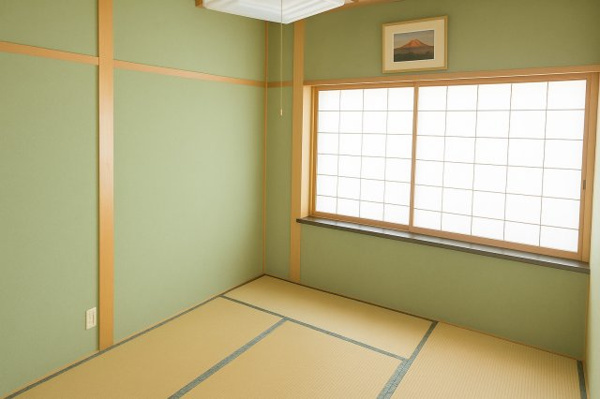 【高山市中山町の中古戸建ての和室】