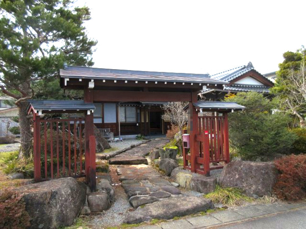 【高山市中山町の中古戸建ての写真】