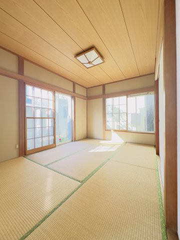 1階和室にも日の光が入ります