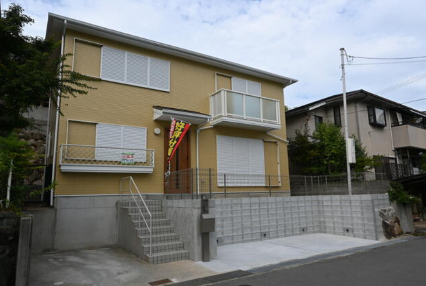 外観：328000602198