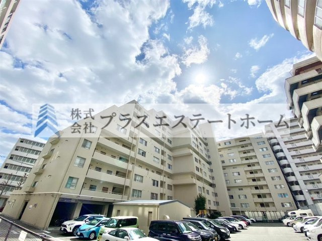 ◎11階建ての最上階♪　◎LDKから姫路城が望めます♪　◎昨年複層ガラス窓枠リフォーム済♪　◎最上階につき通風良好♪　◎近隣商業施設充実でお買い物も楽々便利♪
