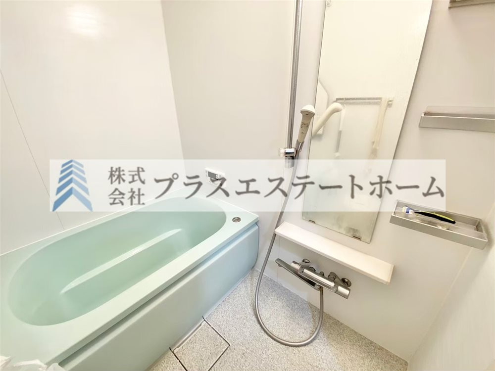 ◎11階建ての最上階♪　◎LDKから姫路城が望めます♪　◎昨年複層ガラス窓枠リフォーム済♪　◎最上階につき通風良好♪　◎近隣商業施設充実でお買い物も楽々便利♪