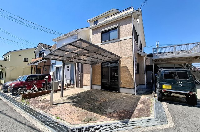 外観（カーポート撤去前）