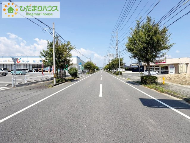 スーパー至近で、お買い物に便利な立地です(#^^#)