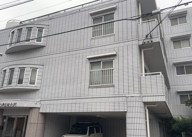 景色重視でお家選ぶをするとスーパーが遠い！学校が遠い！など生活をするうえで利便性で困ることもあります。まず一度現地を見学する際に、周辺の施設などがあるかを確認し、暮らし始めた後のことを想像しましょう。