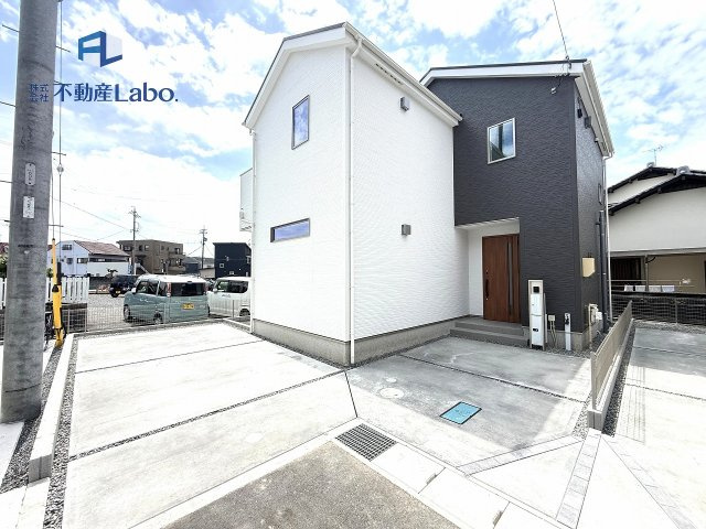 〇2号棟完成イメージパース〇　2色の外壁でアクセントが決まっています！