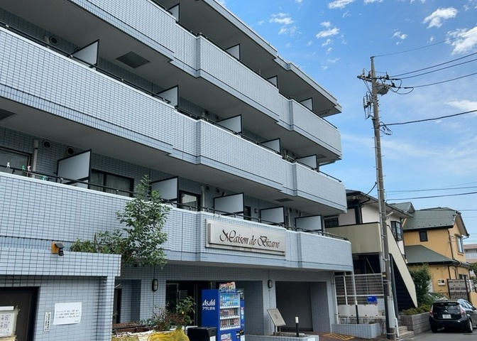 ＳＲＣ造は強度や耐震性の面でもRC造と比べて優れています。そのため、10階建以上の高層または超高層マンションなどの建築にも多く採用されています。柱や梁などのサイズが小さくても高い耐震性を確保できます。