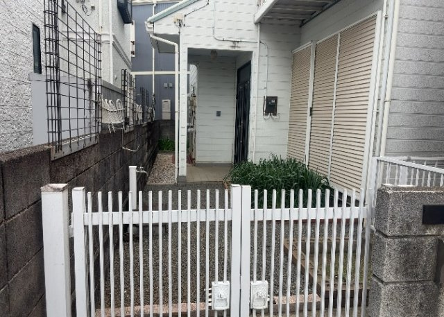隣家の土地はどうなっているのか、生活利便施設が近くにあるのか、学校まで近いかなど、お客様のライフスタイルにあわせたイメージが重要です。また、近くにあると困る施設が近くにないかも確認するといいでしょう。