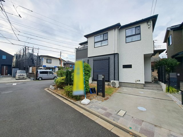 小中学校が徒歩10分圏内に揃っており、お子様がいるご家庭も安心です。
