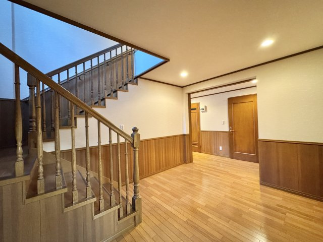 階下のホール