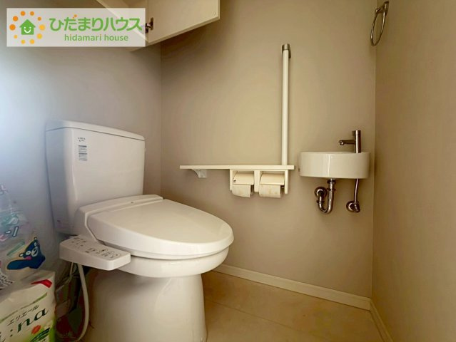 環境にもやさしい、少ない水量でしっかり流す節水型トイレを設置！