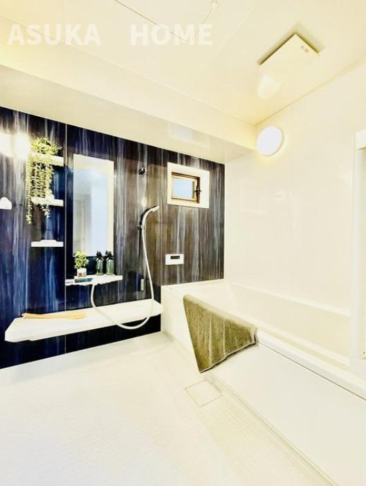 毎日の疲れを癒すバスタイム。住宅相談はアスカホームお任せください。
