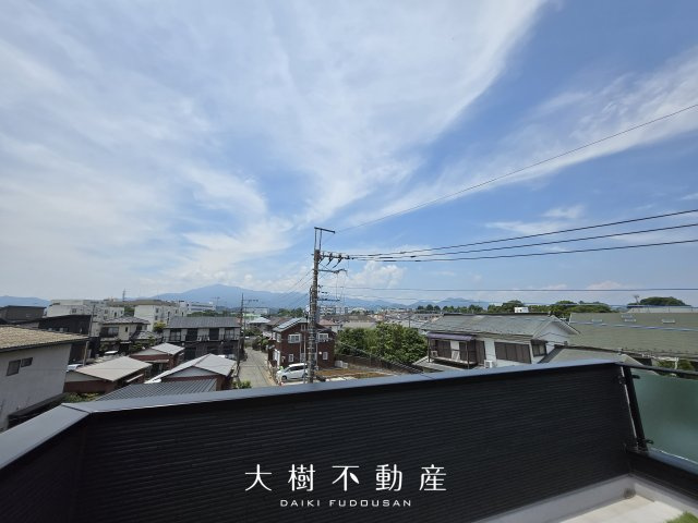 空とつながる、特別なプライベートルーフ