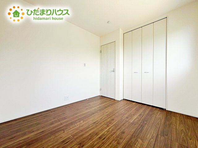 各居室にはそれぞれ収納を完備！しっかりとした容量のスペースを確保しているので、お部屋は美しい空間を保てますね♪
