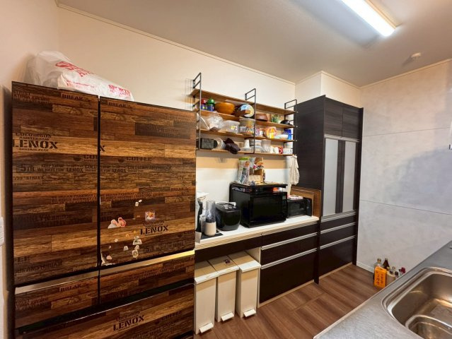 食器棚等は備え付け♪