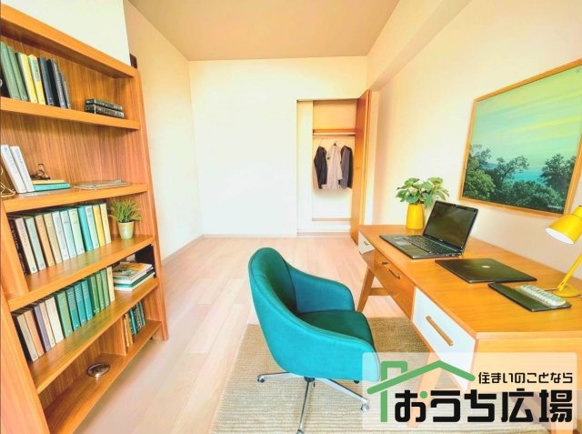 ※実際の写真と家具のCGを合成したものです。