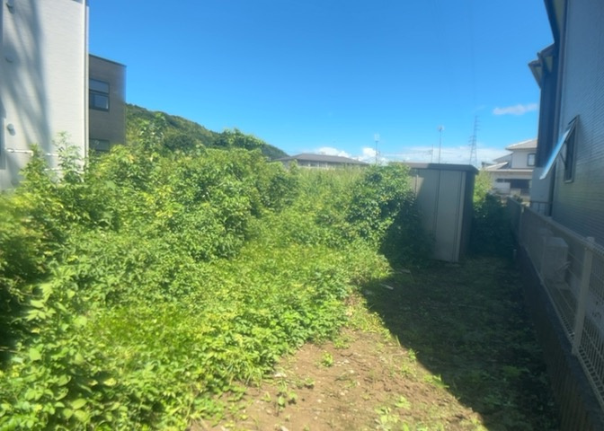 家を建てる前提で土地を探している場合、地盤の丈夫さは譲れない条件の一つです。地盤が脆弱だと追加工事が必要となります。また、過去に地盤沈下や液状化現象を起こした土地は、できるだけ避けた方がいいでしょう。