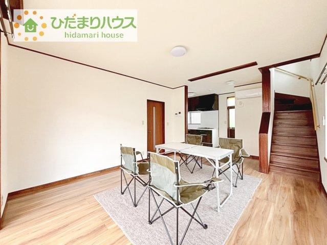 家族が顔を合わせやすいリビング階段♪建売でリビング階段は珍しい間取りです！