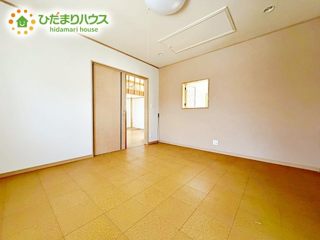 家族一人ひとりの大切なプライベート空間。趣味に合わせて使って頂けるようシンプルに仕上げてあります。