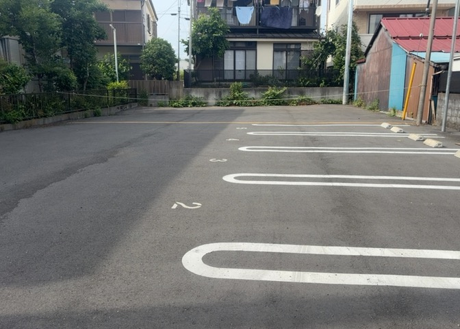 家を建てる前提で土地を探している場合、地盤の丈夫さは譲れない条件の一つです。地盤が脆弱だと追加工事が必要となります。また、過去に地盤沈下や液状化現象を起こした土地は、できるだけ避けた方がいいでしょう。