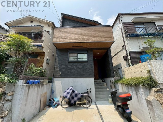 外観：328000491003