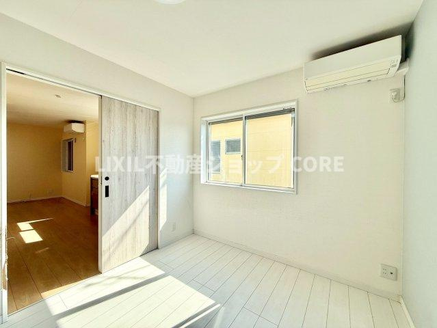 過ぎ行く時間をゆったりと感じることができる落ちついたプライベートルーム。　