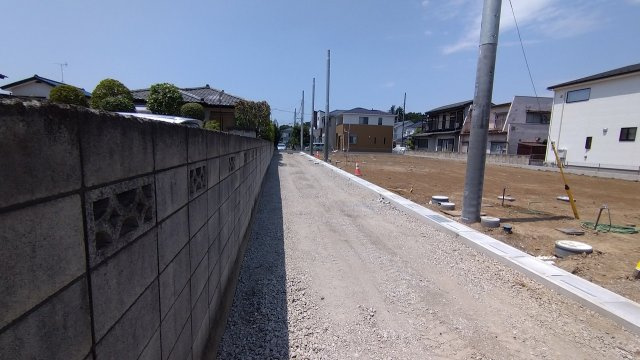 前面道路含む現地写真