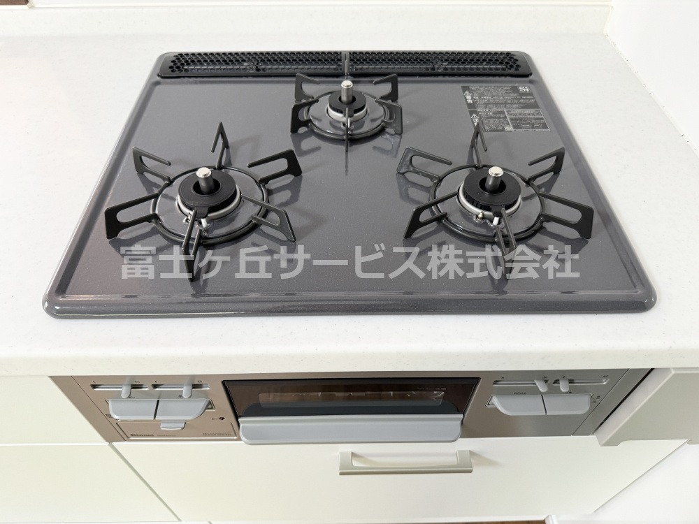 3口コンロがあります