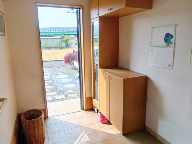 収納があるのですっきり見せることが出来ます！