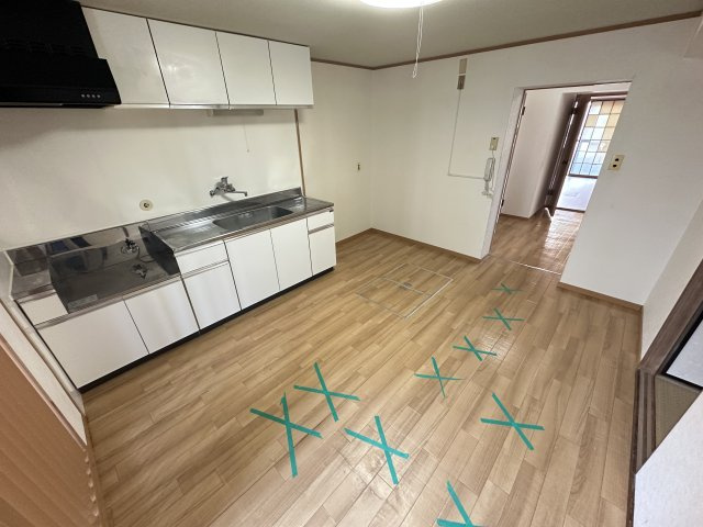 調理と食事が同じ空間で完結し、家事動線がスムーズ。家族と会話を楽しみながら温かな時間を過ごせます。