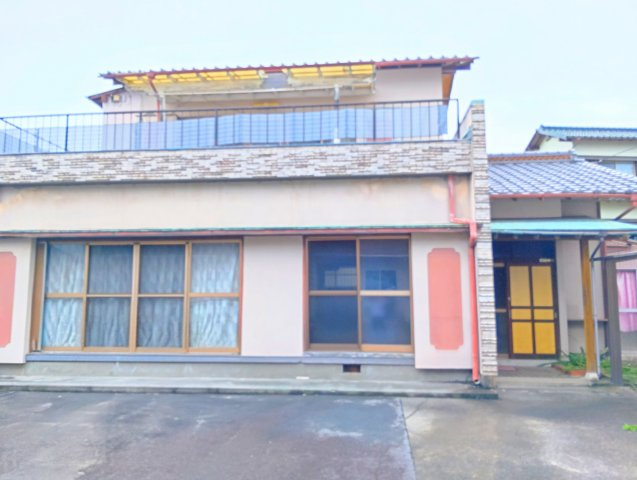 敷地が約50坪と広々としています。自由な間取りでお家が建てられます。
