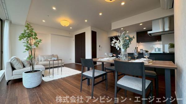 上質な家具が映える、ゆとりの贅沢空間。