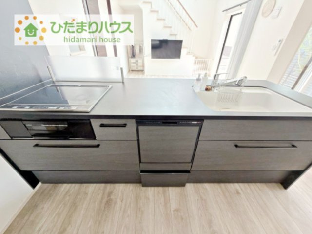 環境にもママの手にも優しい食器洗乾燥機付