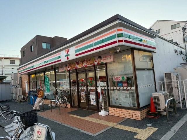 セブンイレブン大阪阪南町3丁目店です。
