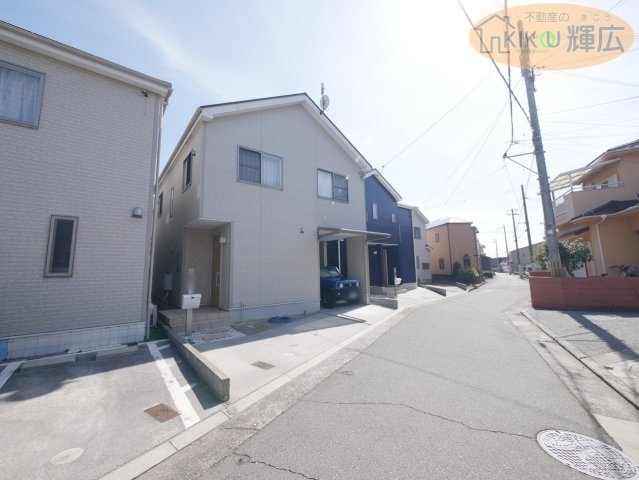 外観：328000584179