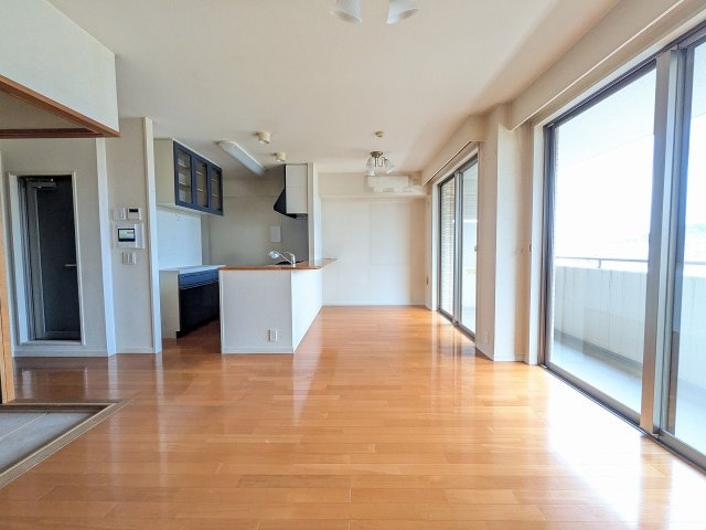 ～内装リフォーム中、詳細はお気軽にお問合せください～