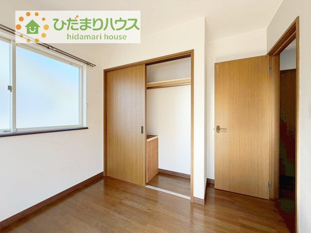お洋服の多い女性に人気！収納力の高いクローゼット付き☆彡