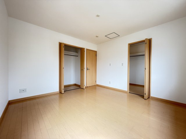 【江別市ゆめみ野南町 中古戸建の洋室】