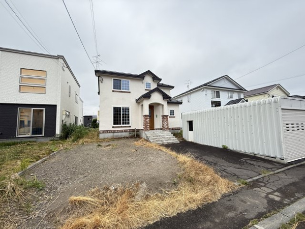 【江別市ゆめみ野南町 中古戸建の駐車場】