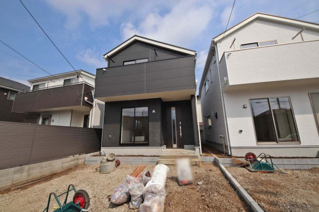 徒歩10分圏内に小学校・コンビニ・公園など周辺環境充実