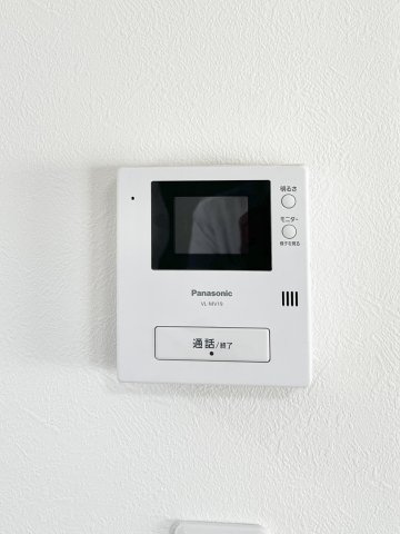 大きなモニター付きインターホン！相手の顔が良く見えます！　