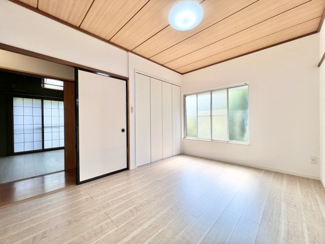 2面採光で陽当り良好です。　