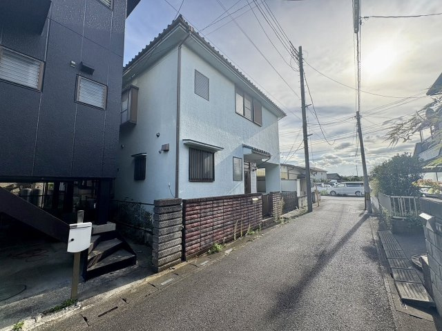敷地約30坪・更地渡し・建築条件なし！自由設計で夢のマイホームはいかがでしょうか！お好きなハウスメーカーで建築可能です！