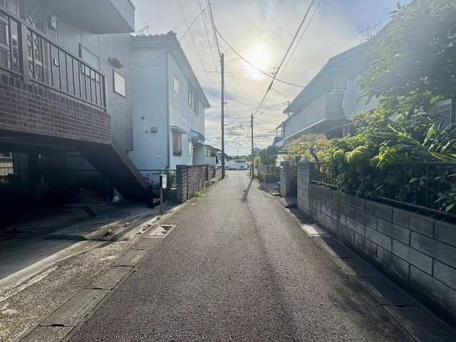 敷地約30坪・更地渡し・建築条件なし！自由設計で夢のマイホームはいかがでしょうか！お好きなハウスメーカーで建築可能です！