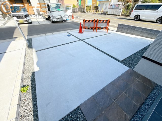 並列2台の駐車スペースです♪