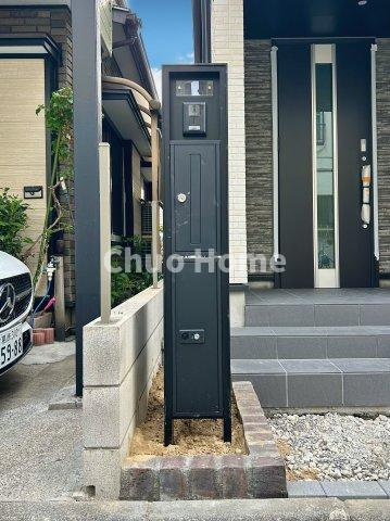 留守中に便利な宅配ボックス完備