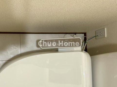 【ウォシュレット】清潔に使いたいお手洗いには最適な設備です。もちろんウォームレットも標準装備です。