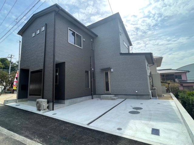 外観：338000050172