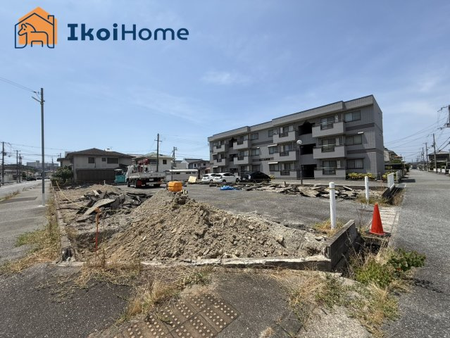 ●資料・カタログのご請求無料●　伊川谷小学校までは徒歩18分、伊川谷中学校までは徒歩8　分。